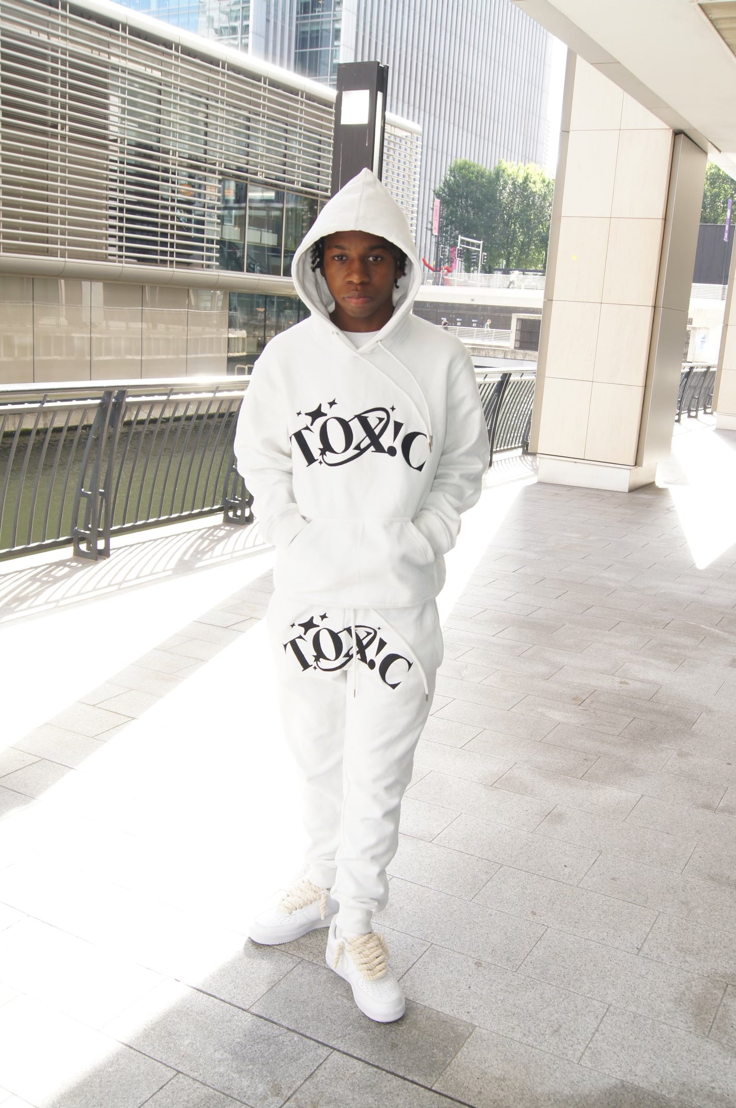 TOX!C TRACKSUIT - WHITE